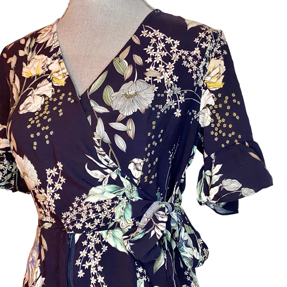 Floral Ruffle Romper - Picture 3 of 6